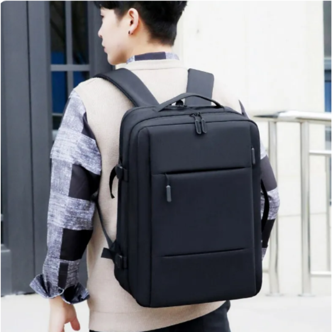 Classic travel backpack for men with USB and waterproof compartment